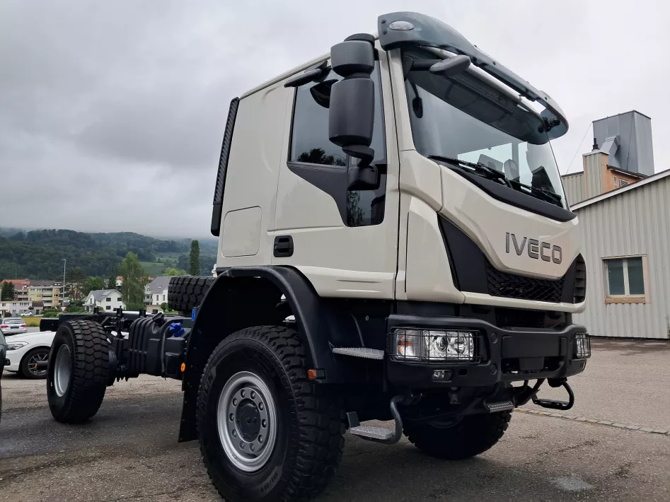 Iveco Eurocargo 4x4 320PS von Alphabock.ch